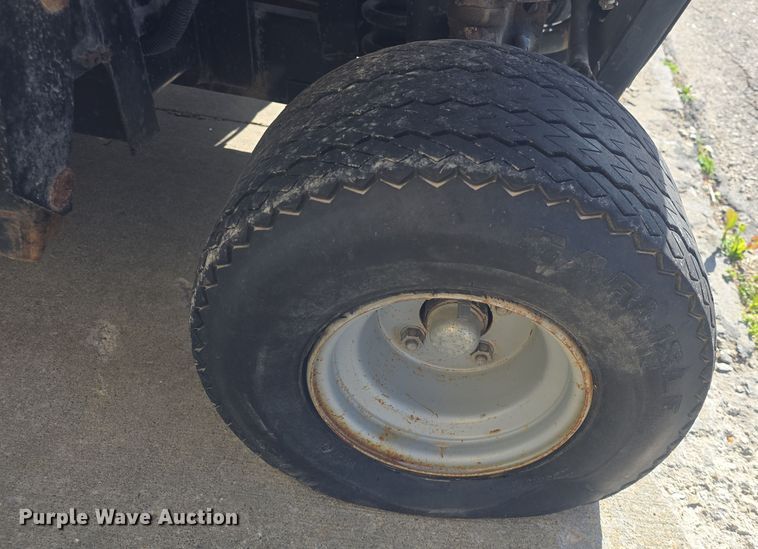 image for item EK5046 2001 Cushman Classic Truckster utility vehicle