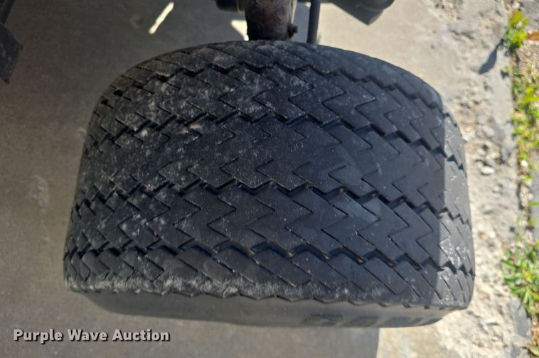 image for item EK5046 2001 Cushman Classic Truckster utility vehicle