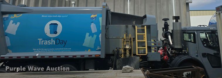 image for item EK5048 2019 Mack LR64E refuse truck