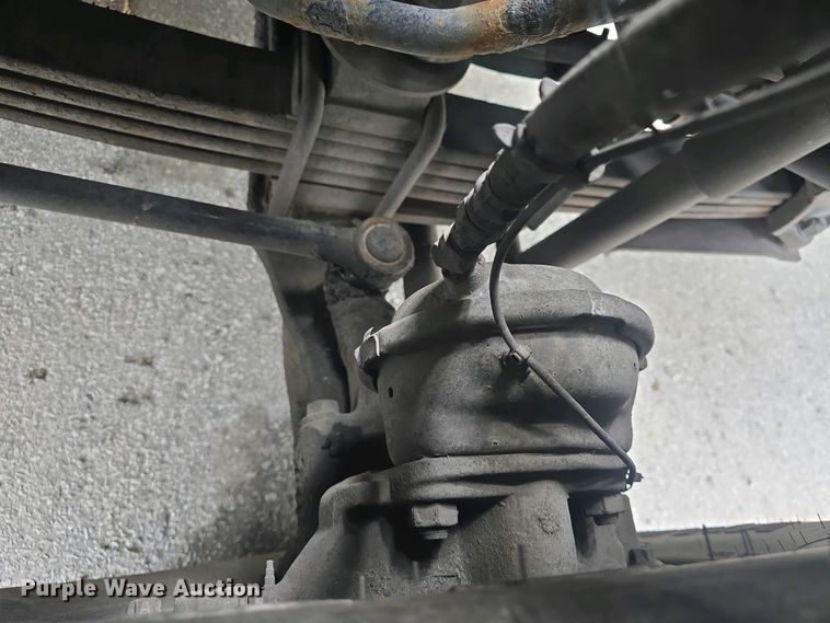 image for item EK5048 2019 Mack LR64E refuse truck