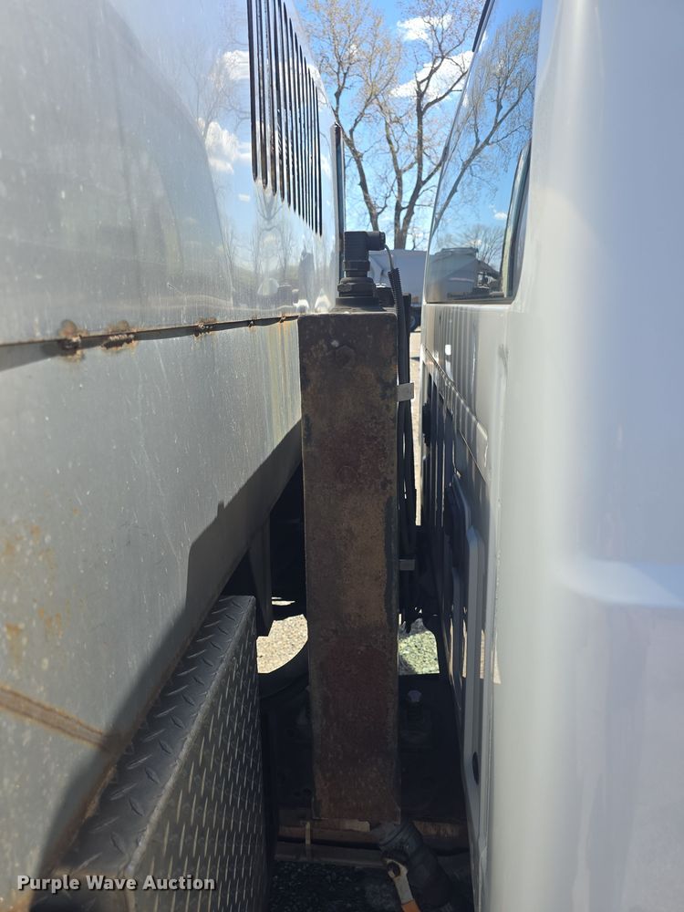 image for item EK5145 2008 Ford F550 Super Duty XL  dump truck