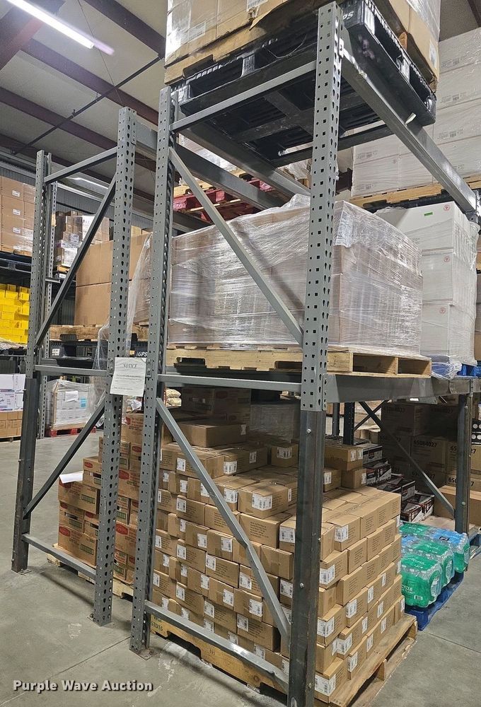 image for item EK5147 (3) sets of pallet racking