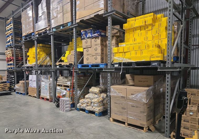 image for item EK5160 (2) sets of pallet racking