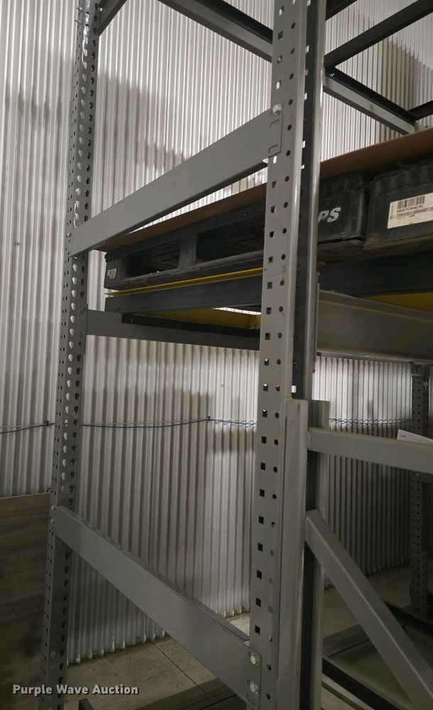 image for item EK5160 (2) sets of pallet racking
