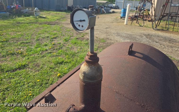 image for item EK5163 1941 Columbian tank