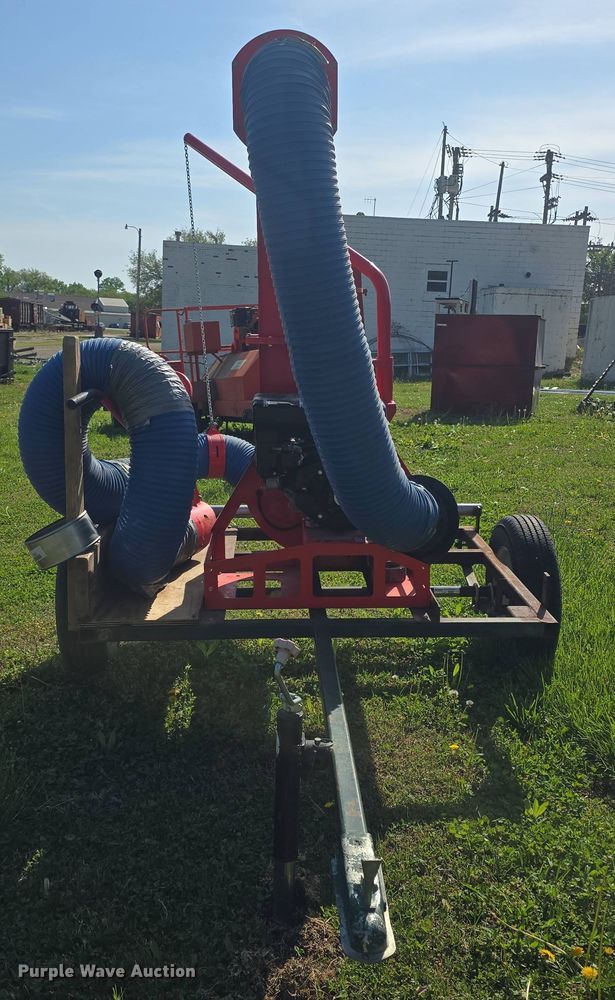 image for item EK5164 2012 Ariens  995024 debris blower