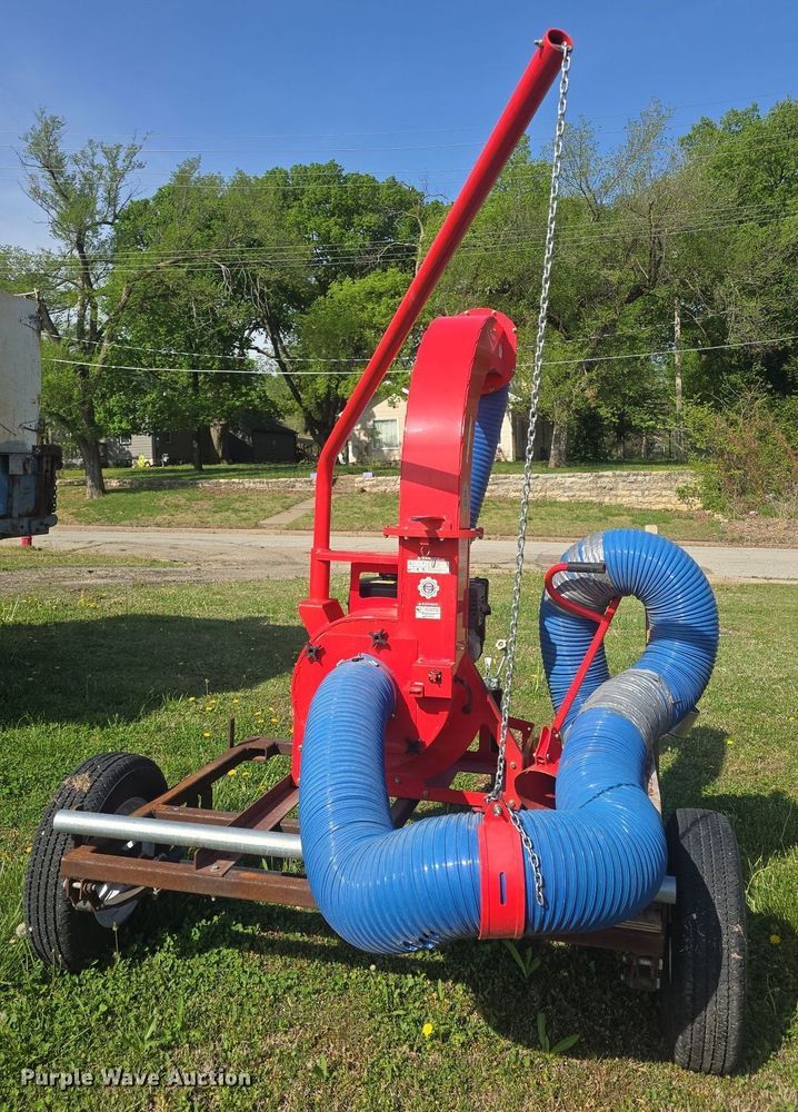 image for item EK5164 2012 Ariens  995024 debris blower