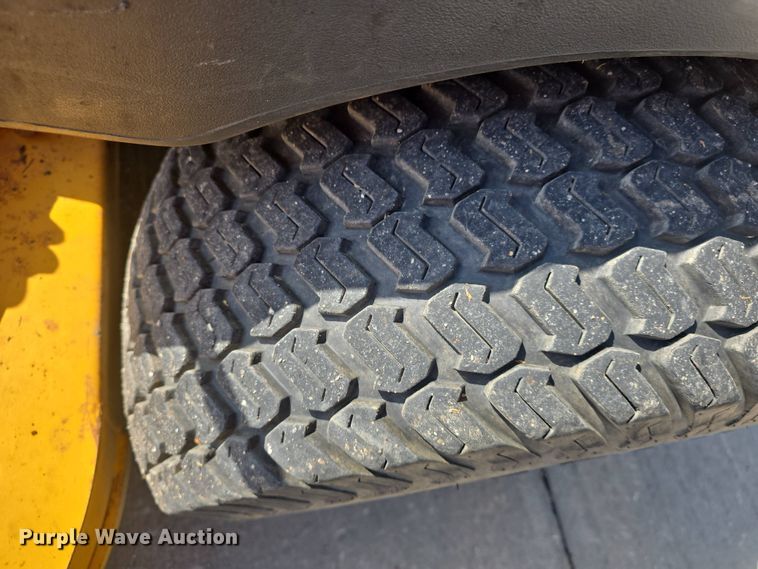 image for item EK5172 Hustler Super Z Hyperdrive ZTR lawn mower