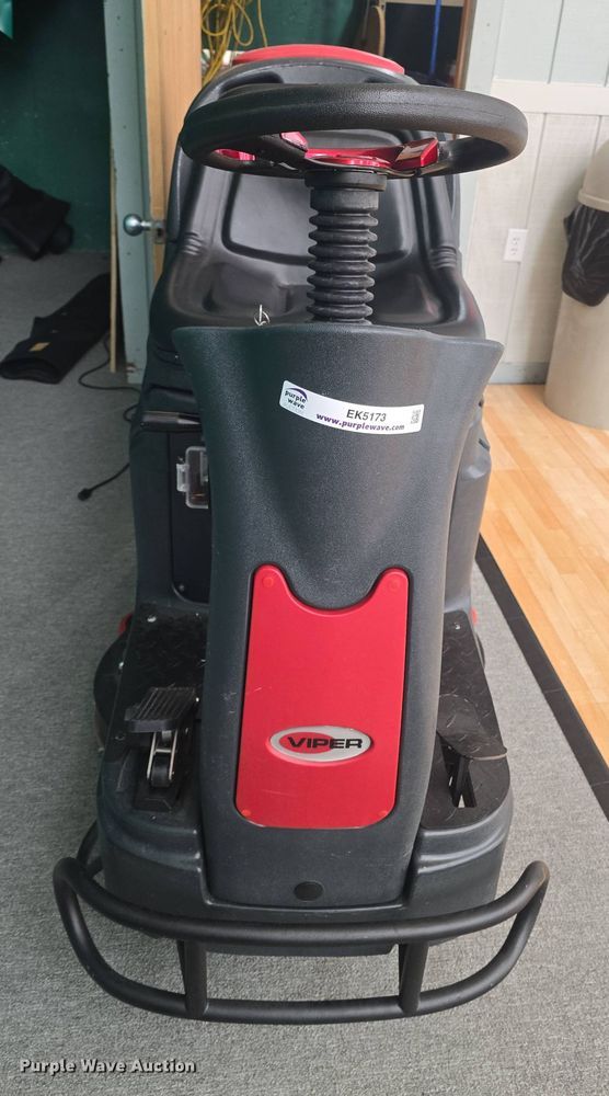 image for item EK5173 Viper floor scrubber