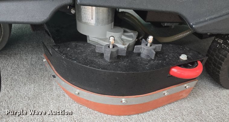 image for item EK5173 Viper floor scrubber