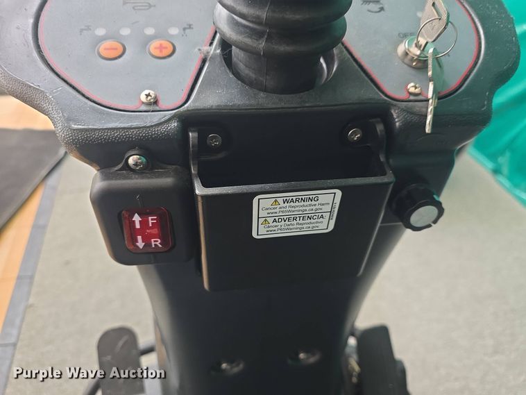 image for item EK5173 Viper floor scrubber