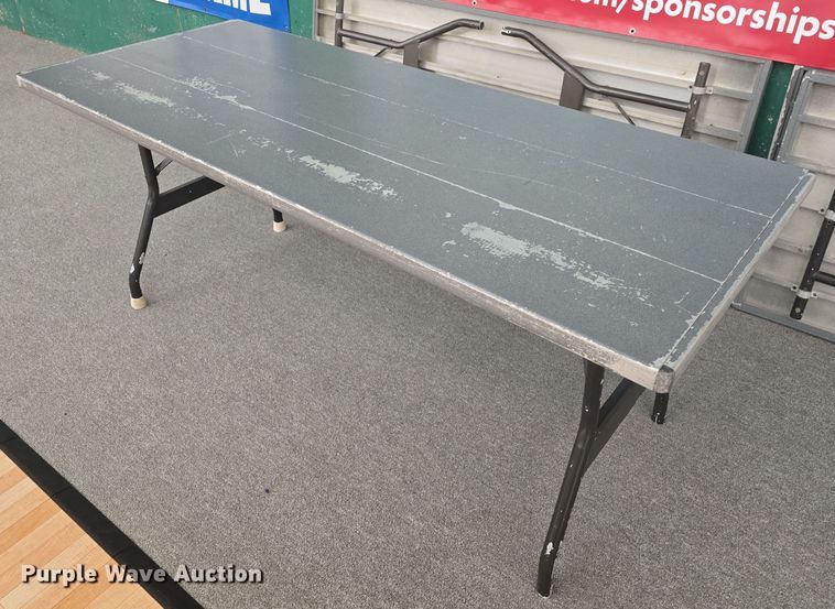 image for item EK5176 (4) tables