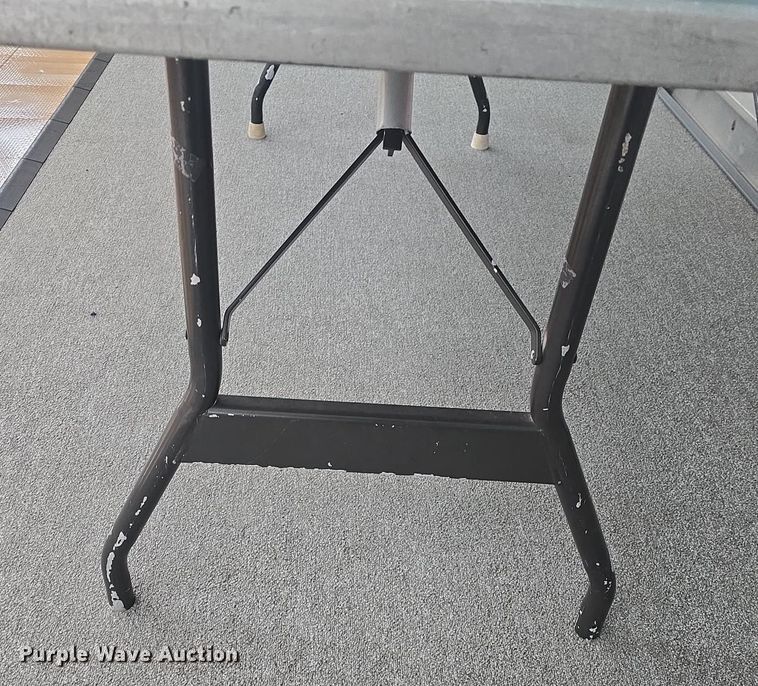 image for item EK5176 (4) tables