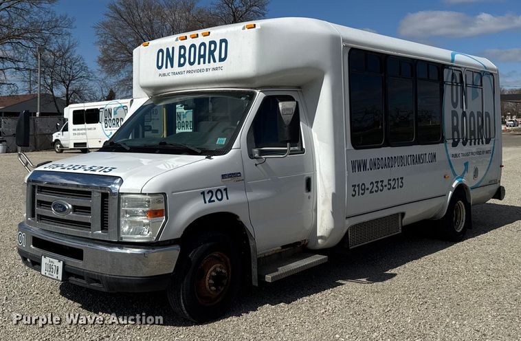 image for item EM3780 2012 Ford Econoline shuttle bus
