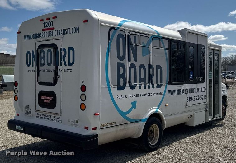 image for item EM3780 2012 Ford Econoline shuttle bus