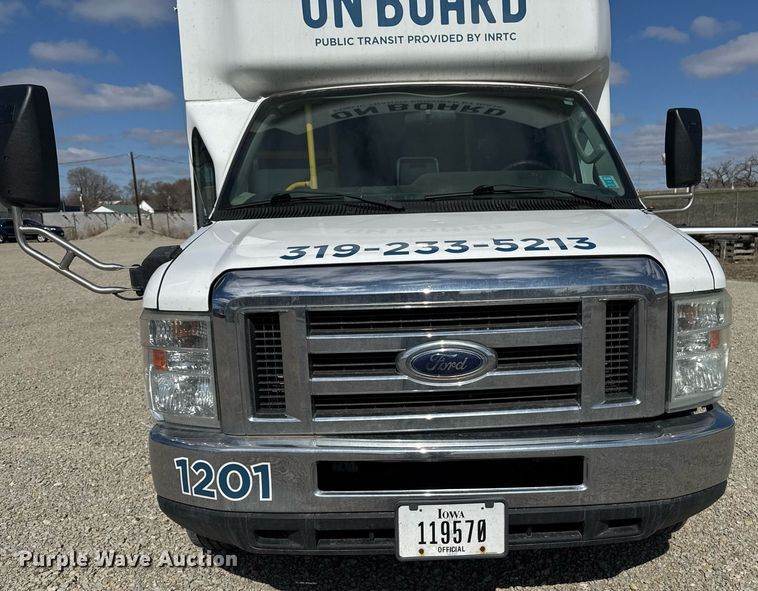 image for item EM3780 2012 Ford Econoline shuttle bus