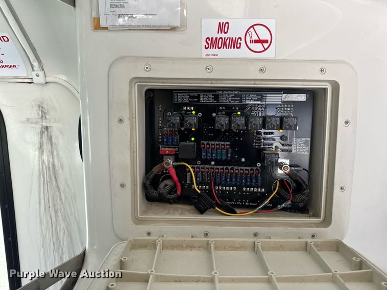 image for item EM3780 2012 Ford Econoline shuttle bus