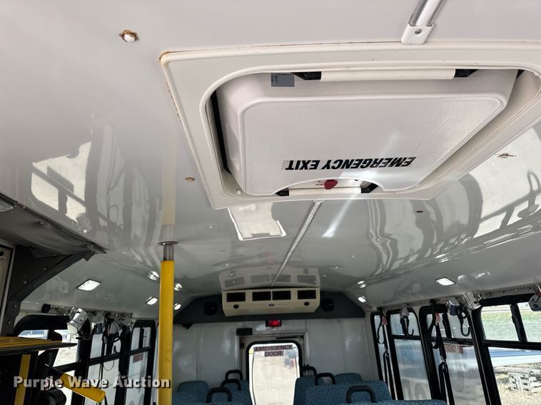 image for item EM3780 2012 Ford Econoline shuttle bus