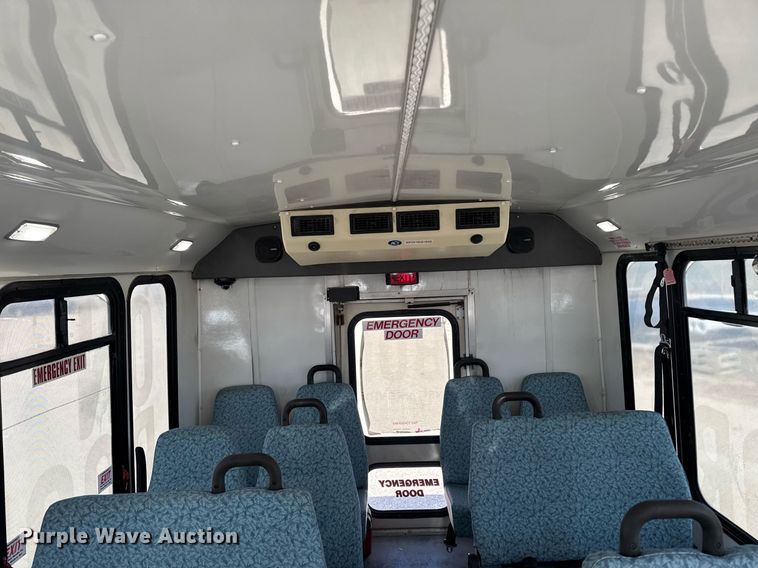 image for item EM3780 2012 Ford Econoline shuttle bus
