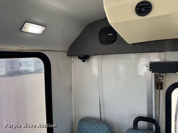 image for item EM3780 2012 Ford Econoline shuttle bus