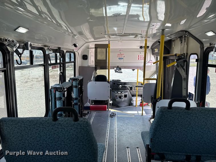 image for item EM3780 2012 Ford Econoline shuttle bus