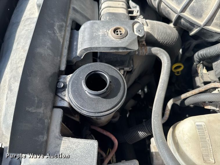 image for item EM3780 2012 Ford Econoline shuttle bus