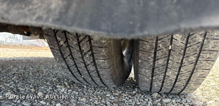 image for item EM3780 2012 Ford Econoline shuttle bus