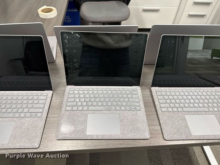image for item EM3795 (10) Microsoft 1867 Surface laptops