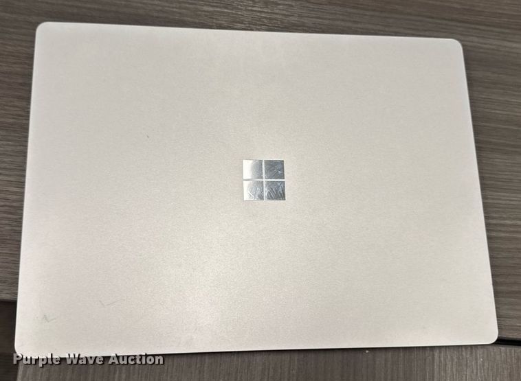 image for item EM3795 (10) Microsoft 1867 Surface laptops