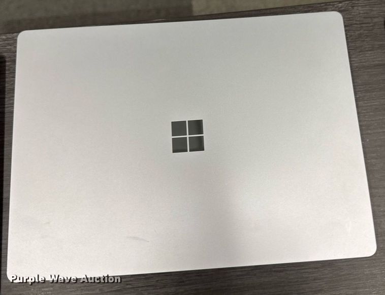 image for item EM3795 (10) Microsoft 1867 Surface laptops