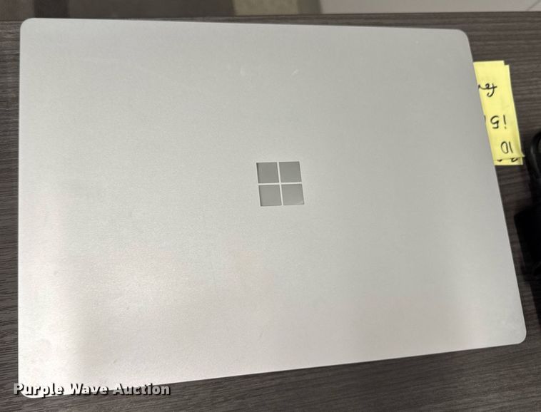 image for item EM3795 (10) Microsoft 1867 Surface laptops