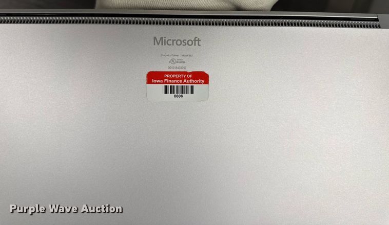 image for item EM3796 (10) Microsoft 1868 Surface laptops