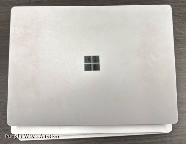 image for item EM3796 (10) Microsoft 1868 Surface laptops
