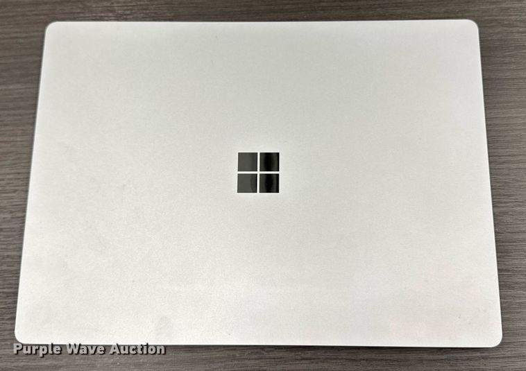 image for item EM3796 (10) Microsoft 1868 Surface laptops