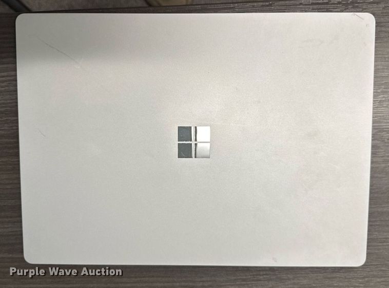 image for item EM3797 (10) Microsoft 1868 Surface laptops