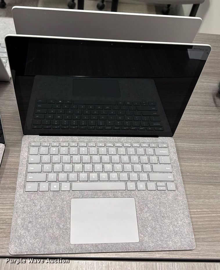 image for item EM3797 (10) Microsoft 1868 Surface laptops