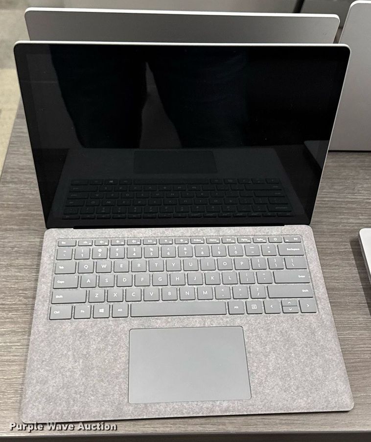 image for item EM3797 (10) Microsoft 1868 Surface laptops
