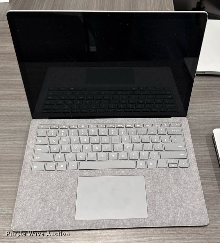 image for item EM3797 (10) Microsoft 1868 Surface laptops