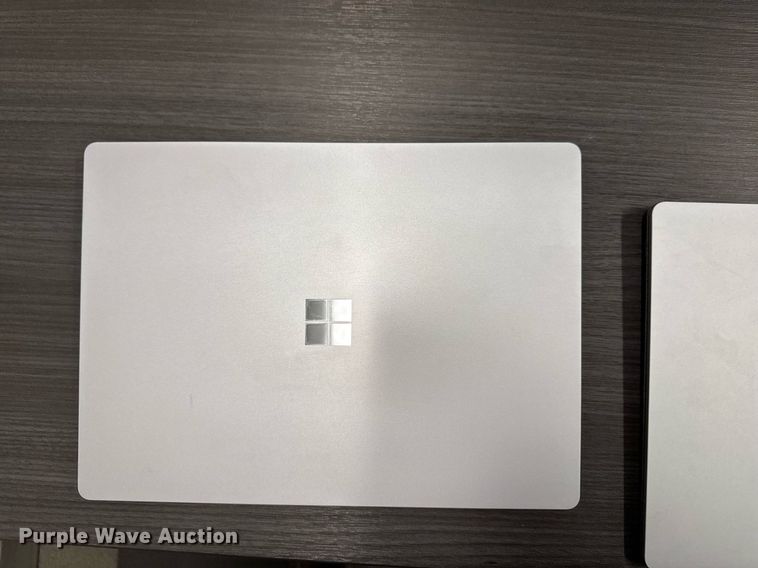 image for item EM3797 (10) Microsoft 1868 Surface laptops