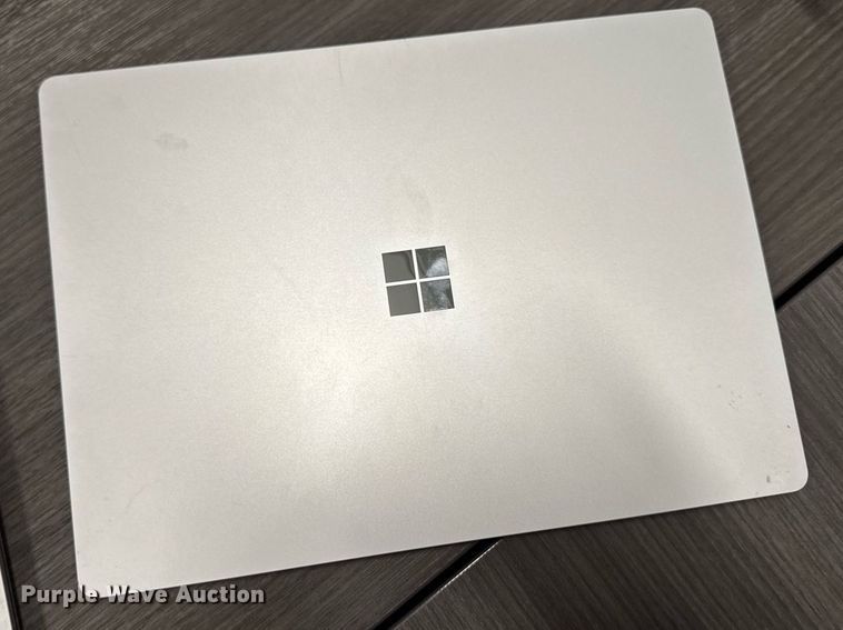 image for item EM3798 (10) Microsoft 1868 Surface laptops