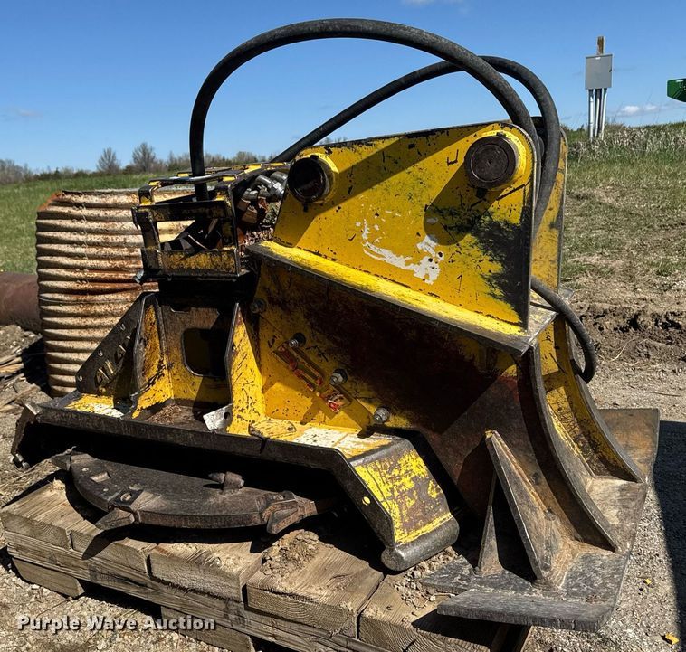 image for item EM3813 Alamo 52II Grizzly  excavator tree saw