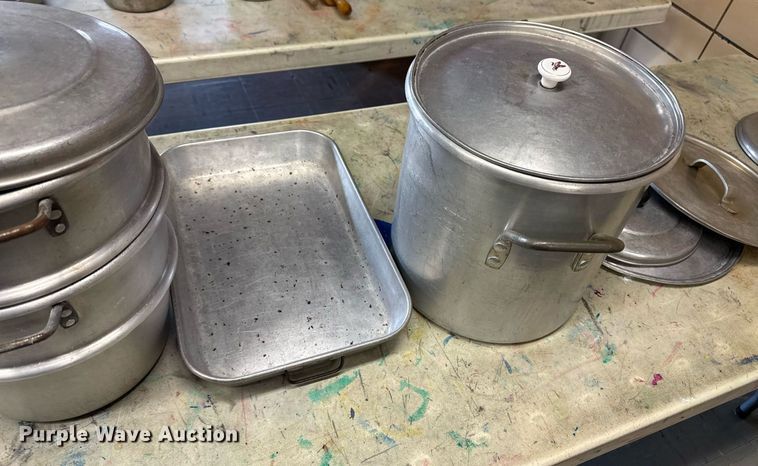 image for item EM3832 Kitchen equipment