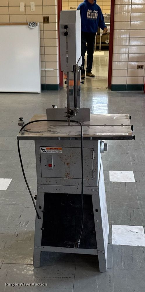 image for item EM3833 2004 Northern industrial TH298-002 band saw
