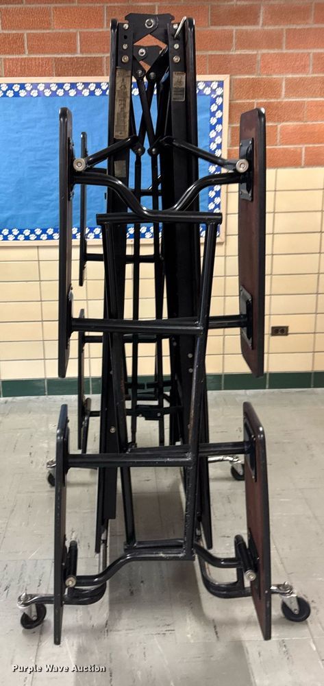 image for item EM3842 Cafeteria table