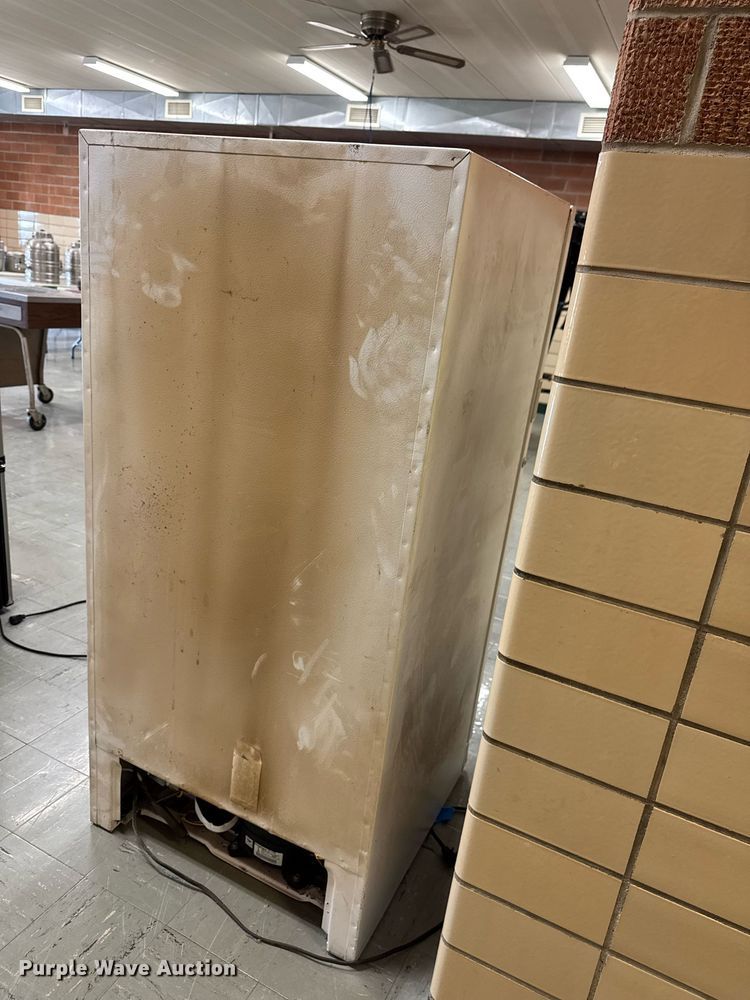 image for item EM3845 Kenmore 253.21421101 freezer