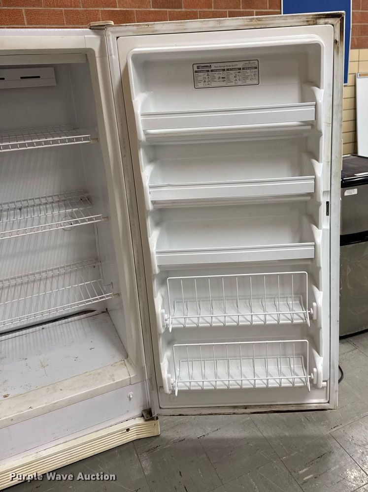 image for item EM3845 Kenmore 253.21421101 freezer