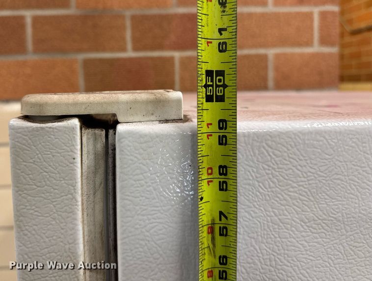 image for item EM3845 Kenmore 253.21421101 freezer