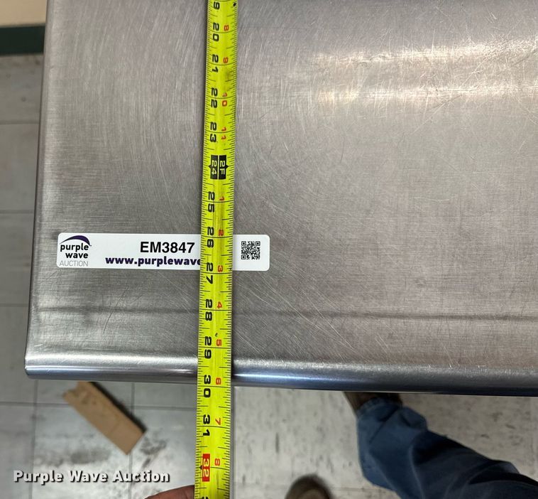 image for item EM3847 Kitchen prep table