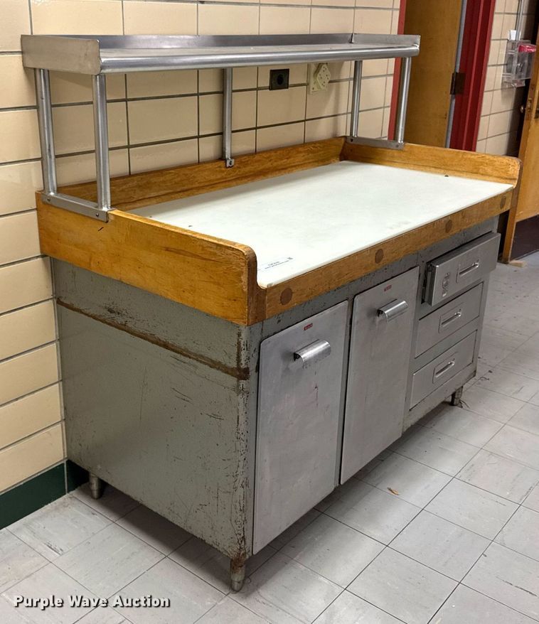 image for item EM3848 Kitchen prepping table