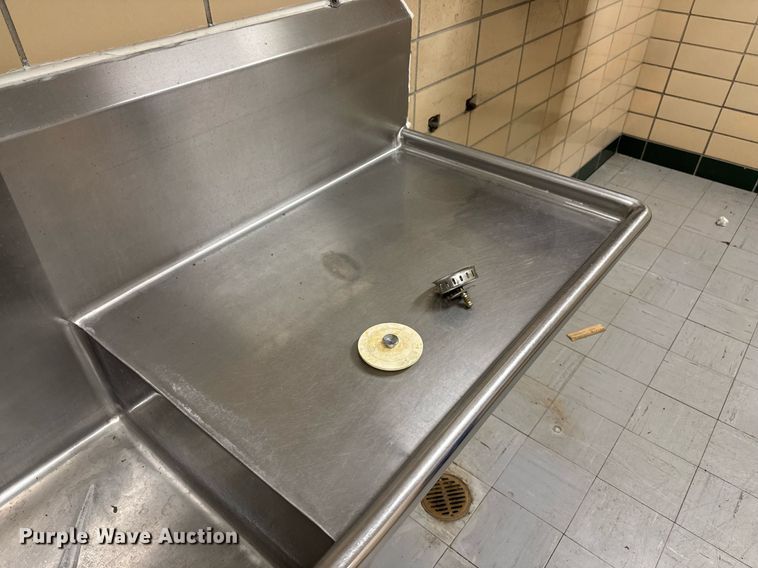 image for item EM3851 Stainless kitchen sink